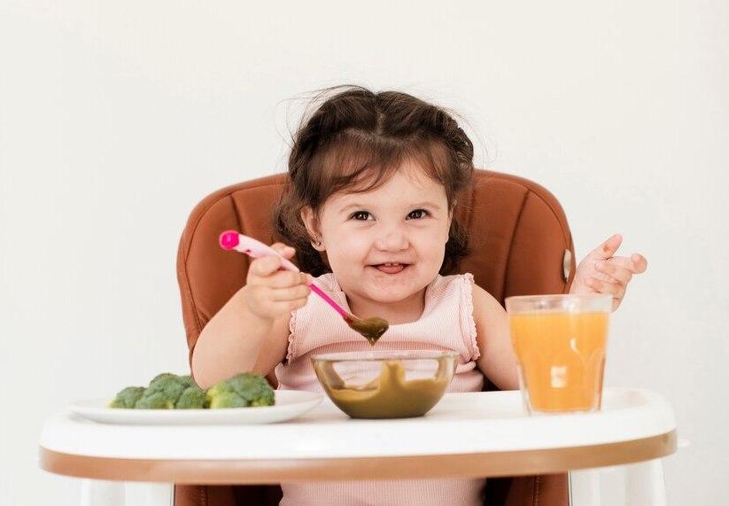 Simak! Tips Jaga Asupan Makanan Sehat Anak 1 Tahun