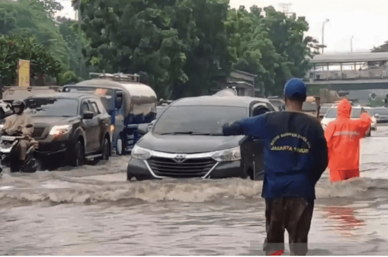 Pemkot Jaktim Diminta Terbuka Terkait Bangunan Penyebab Banjir di Condet