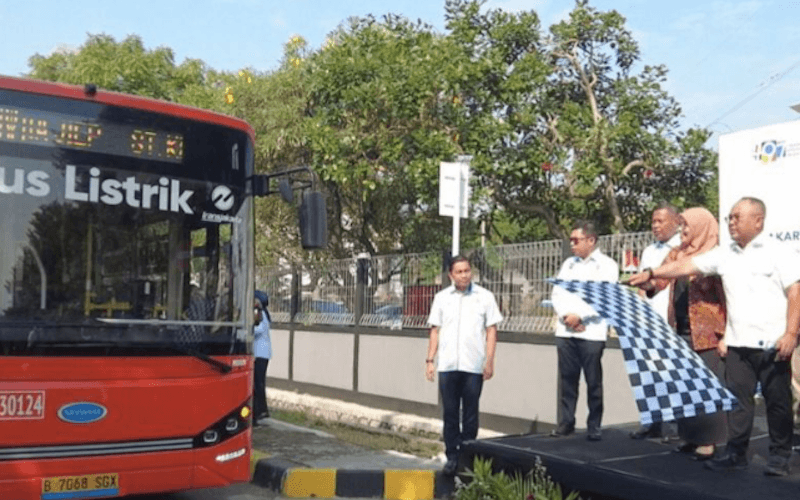 TransJakarta Buka Rute Baru di Stasiun Klender-Pulogadung