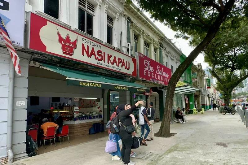 Perbedaan Nasi Padang dan Nasi Kapau, Serupa tapi Tak Sama