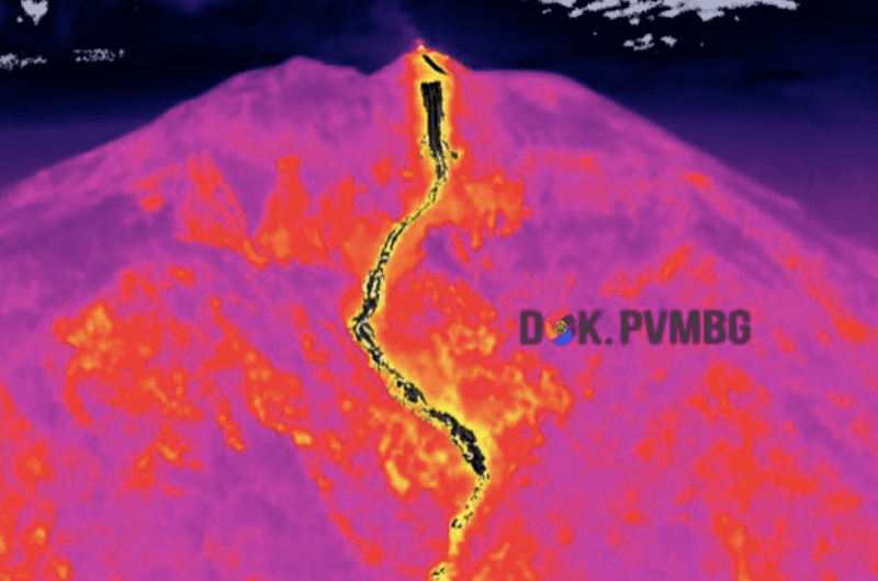 Antisipasi Aliran Lava Gunung Lewotolok, Pemkab Lembata Buat Ilaran Api