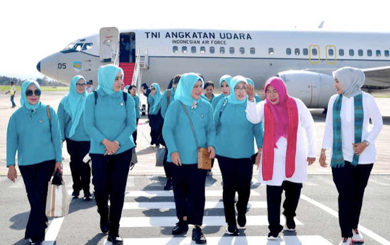 Ibu Negara Bersama Anggota OASE KIM Kunjungi NTB