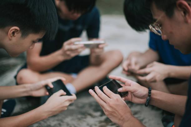 180 Juta Gamers di RI, Yuk Kenali Keuntungan dan Kerugian Main Game Online