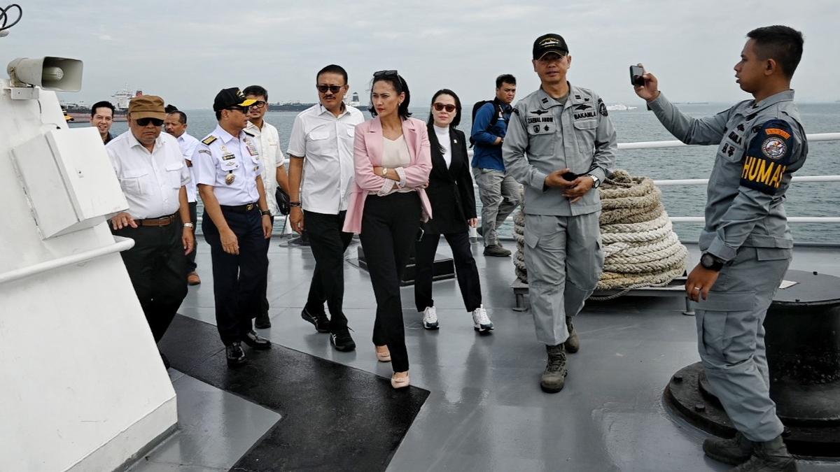 Tim Pansus RUU Kelautan DPR RI Kunker ke Batam, Pantau Operasional Sistem Keamanan Laut