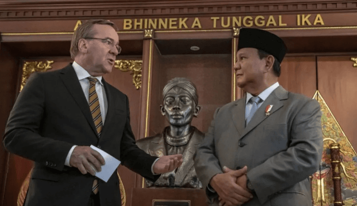 Prabowo Bakal Hadiri Shangri-La Dialogue di Singapura Besok