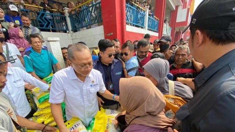 Mendag Zulhas Pastikan Stok Sembako Aman Sambut Iduladha 1445 Hijriah