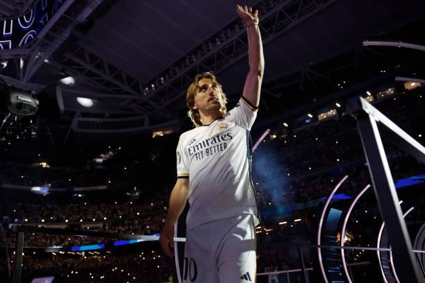 Luka Modric akan Bela Real Madrid untuk 1 Musim