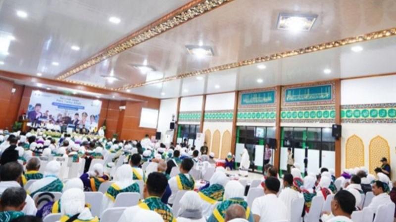 Jemaah Calon Haji Kloter 17 Embarkasi Banjarmasin Siap Diterbangkan ke Tanah Suci Makkah