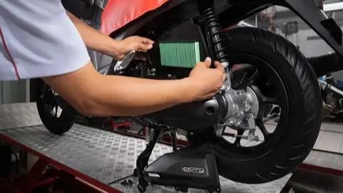 Kapan Waktu yang Tepat Ganti Filter Udara Pada Motor? Simak Selengkapnya di Sini!