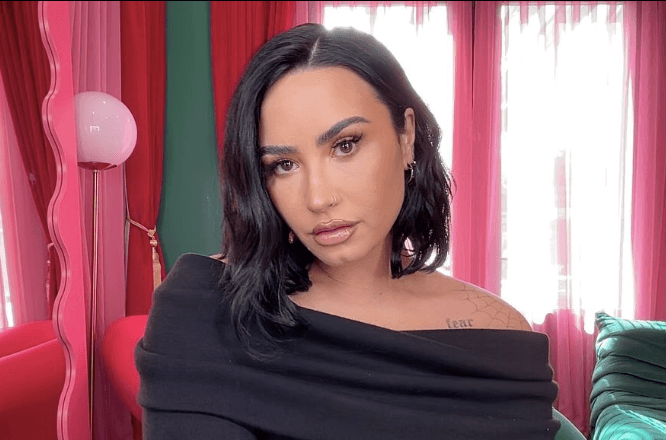 Demi Lovato Bagikan Kisahnya saat Jalani Perawatan Kesehatan Mental