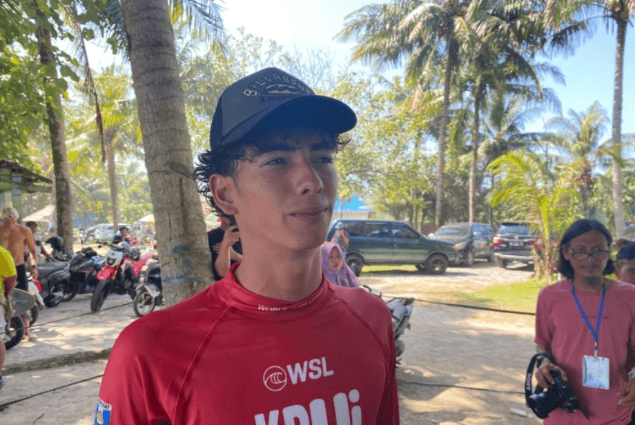 Peselancar Indonesia Berhasil Raih Juara Pertama WSL Krui Pro 2024
