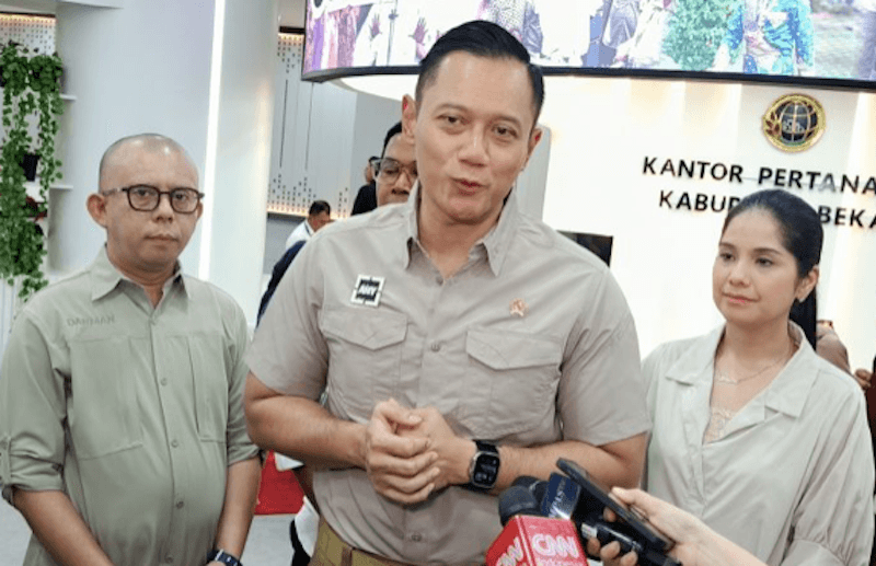 AHY: Jangan Sampai Tergusur dari Pekarangan Sendiri