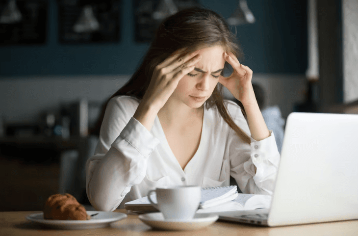 Mengapa Perempuan Lebih Berisiko Terserang Migrain?