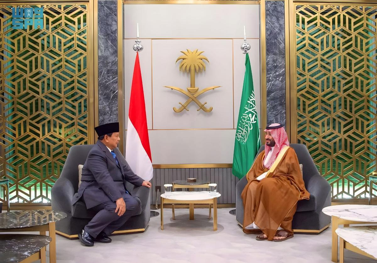 Jelang Puncak Haji, Prabowo Bertemu MBS di Arab Saudi