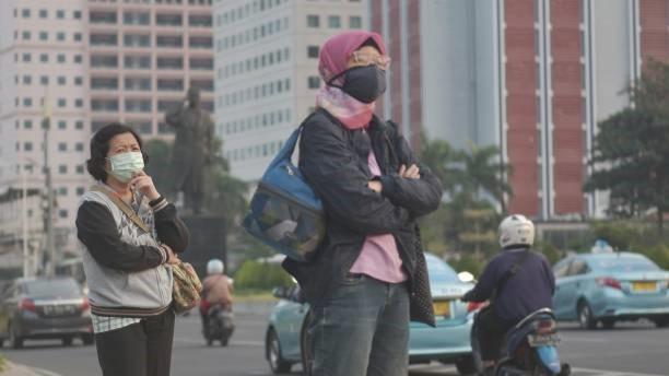 IQAir Rilis Udara Jakarta Terburuk Peringkat 1, Disusul Tangsel dan Bandung