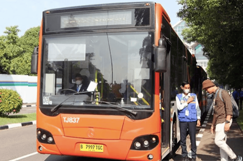 Pelayanan Rute Kalideres-Bandara Soetta Bus Transjakarta Diperpanjang hingga Pukul 24.00 WIB