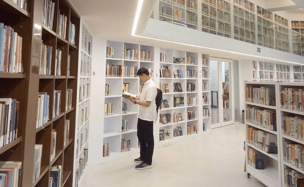 5 Rekomendasi Perpustakaan di Jakarta yang Nyaman dan Bikin Betah