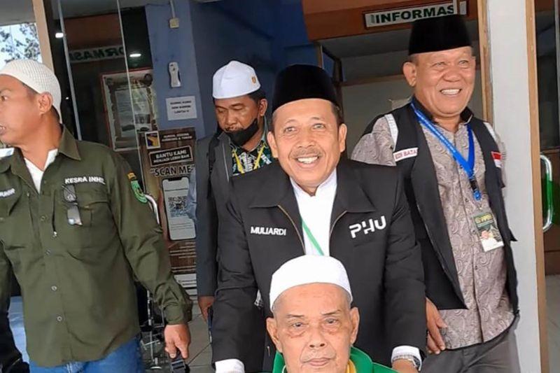 Ratusan Jemaah Haji Asal Riau Balik Kampung Lewat Jalur Laut