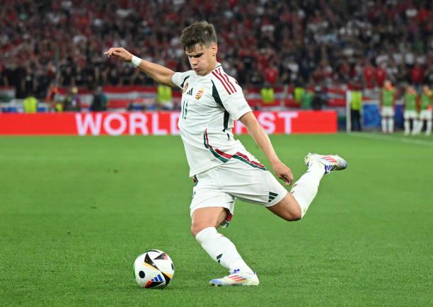 Tampil Bagus di Euro 2024, Bek Hungaria Milos Kerkez di Bidik Manchester United