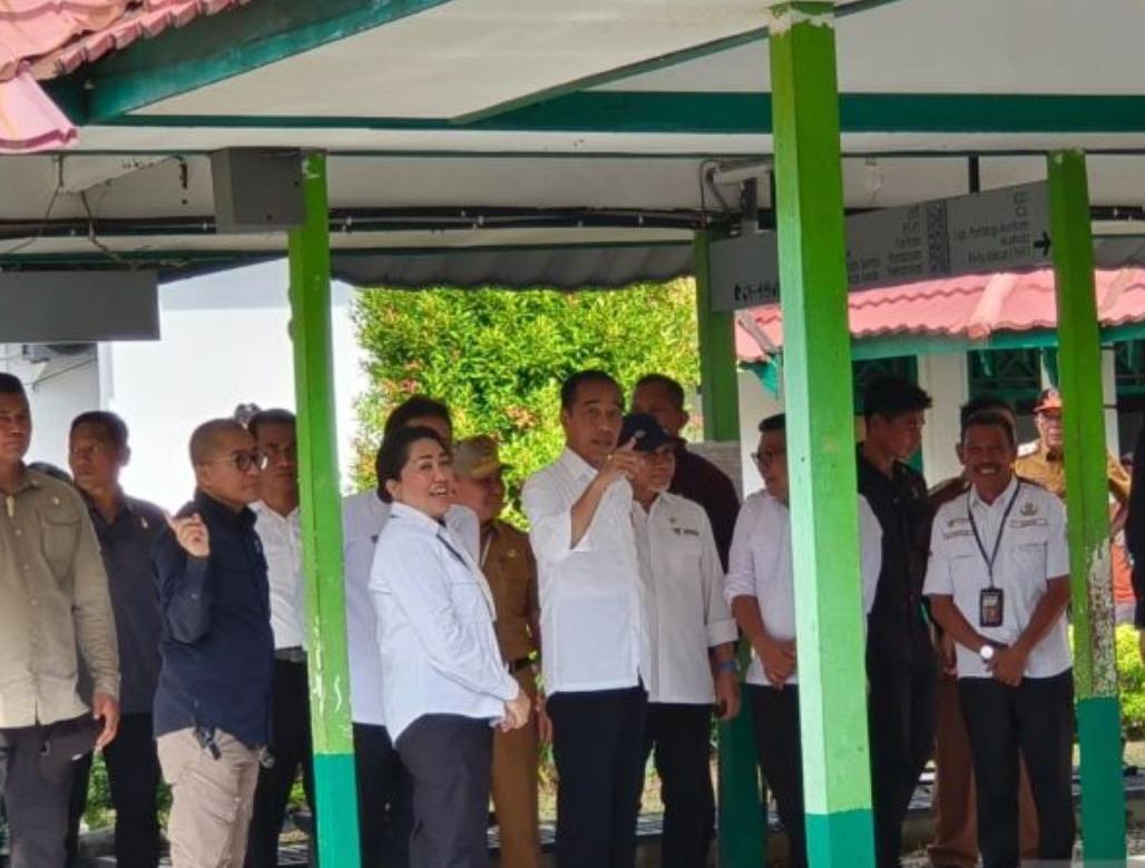 Jokowi Perintahkan Kemenkes Kirim Alat Medis Modern ke RSUD di Kalimantan Tengah