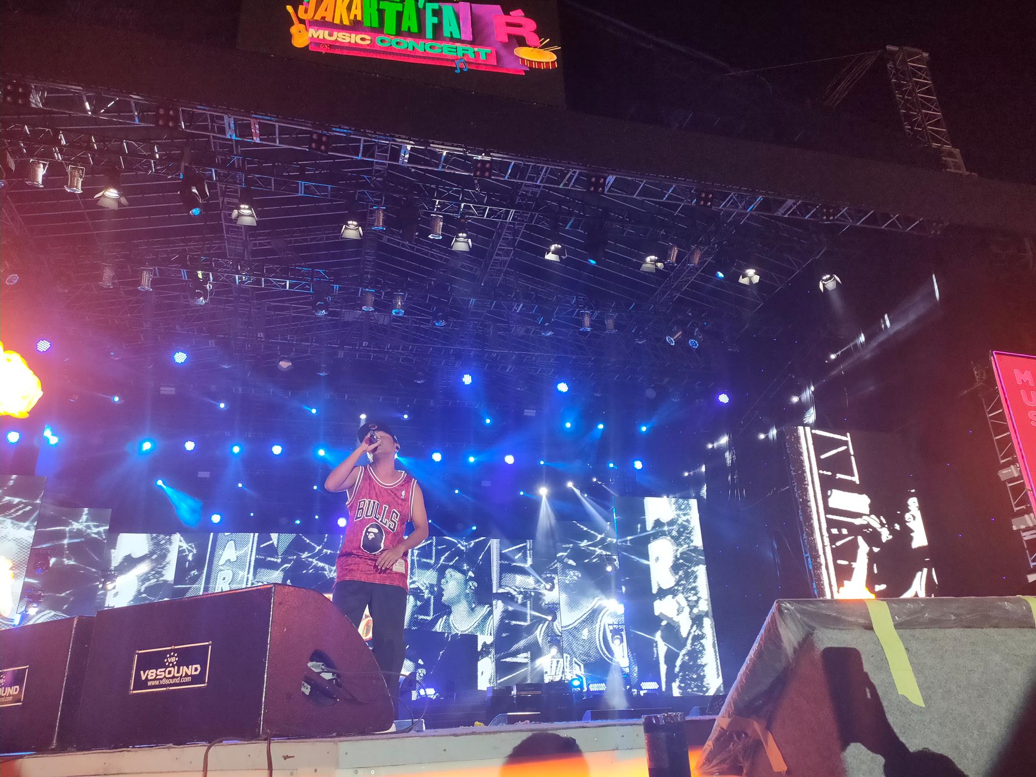 NDX AKA Tampil Memukau Bawakan 11 Lagu di Jakarta Fair Kemayoran 2024
