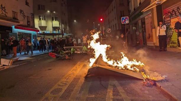 Aksi Protes Pecah Usai Partai RN Menang di Putaran Pertama Pemilu Prancis