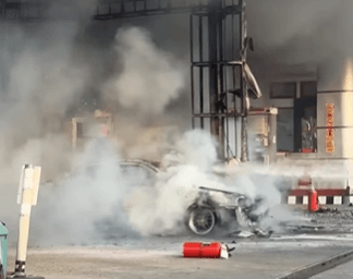 Diduga gegara Korsleting Mobil, Kebakaran Hanguskan SPBU di Mastesih Karanganyar