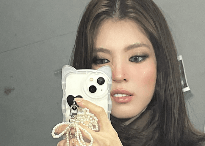 Han So Hee Pukau Penggemar dengan Gaya Chic Terbarunya