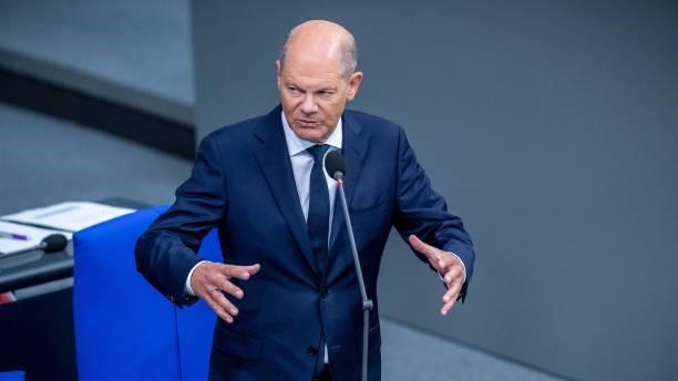 Kanselir Scholz Yakinkan DPR Jerman tak bakal Terlibat Konflik Rusia-Ukraina.