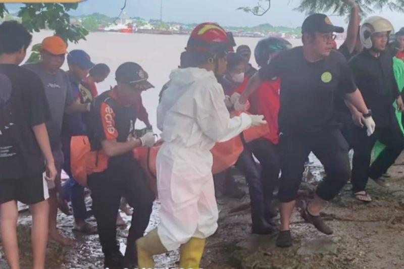 Basarnas Berhasil Temukan Jasad Bocah Tenggelam 12 Hari Lalu di Sungai Mahakam