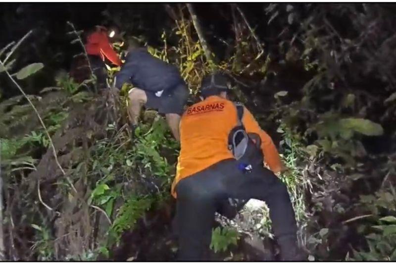 2 WNA asal Inggris Sempat Hilang di Gunung Agung Berhasil Diselamatkan