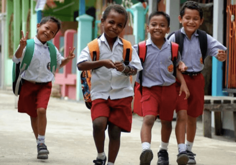 Kiat Orang Tua Persiapkan Semangat Belajar pada Anak