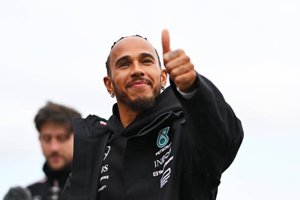 Menang di GP Silverstone, Lewis Hamilton Nangis