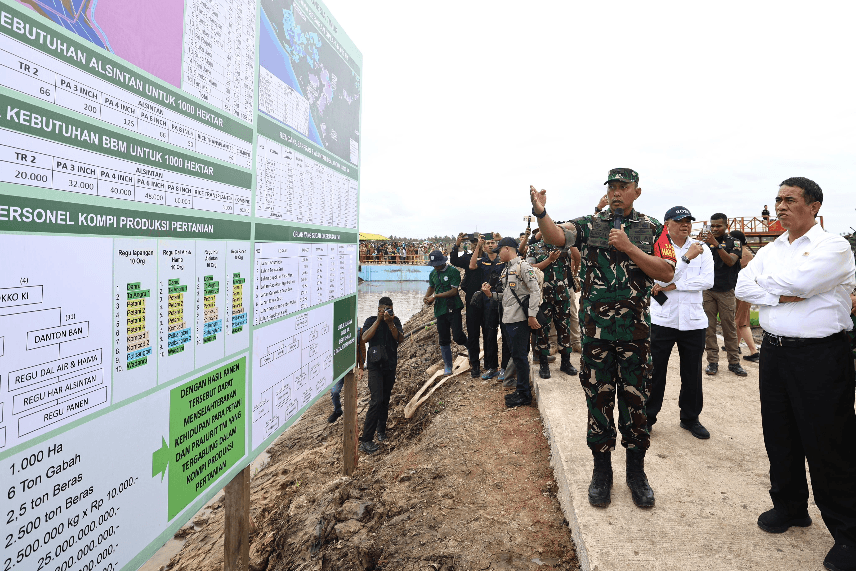 Mentan Amran Kembali Cek Progres Lahan Pertanian Merauke