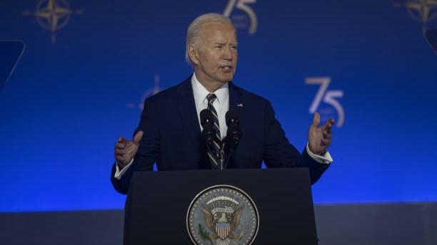 NATO Dukung Ukraina Sediakan Lusinan Sistem Pertahanan Udara Baru