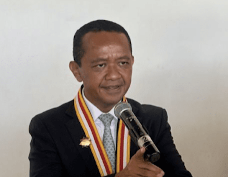 Menteri Bahlil Jamin Bandara di IKN Beroperasi Sebelum 17 Agustus