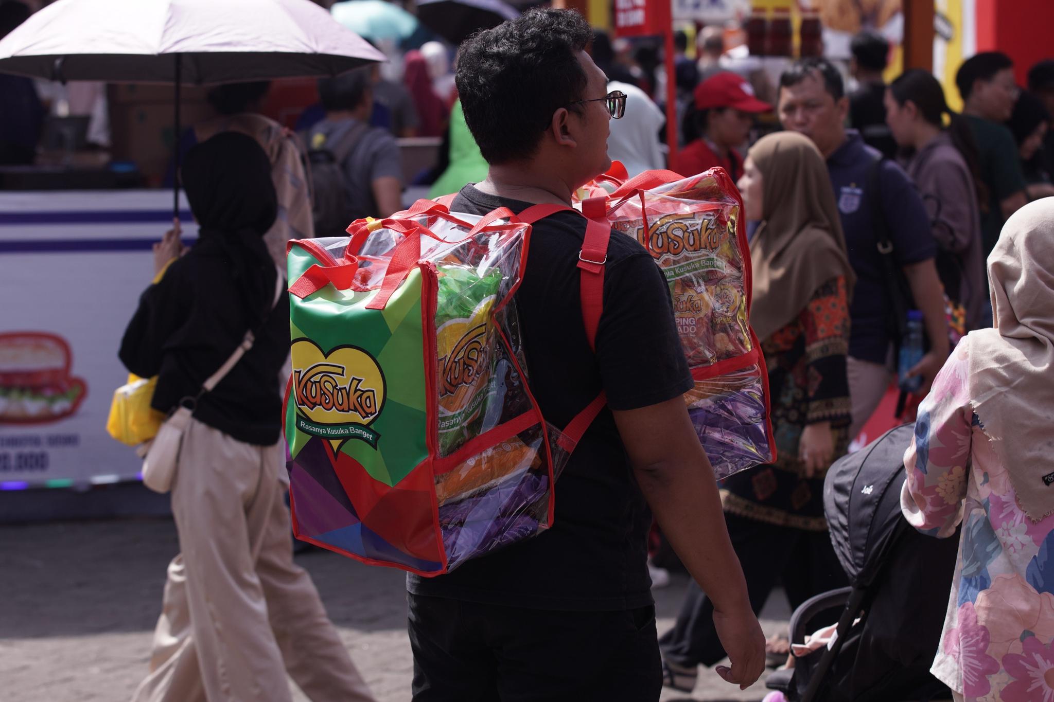 Ragam Tas Belanja Unik yang Hanya Ada di Jakarta Fair Kemayoran 2024