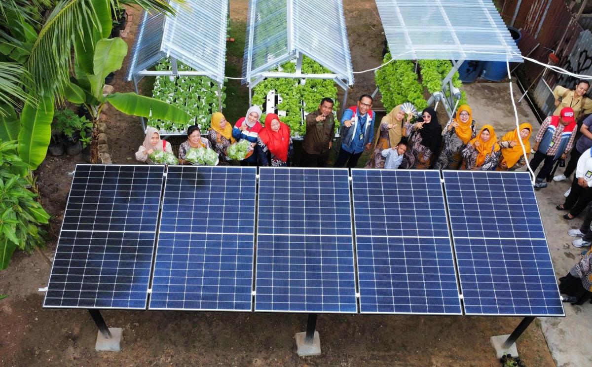 Pertamina Grup Manfaatkan Energi Hijau untuk Komunitas Hidroponik Sehati Kota Dumai