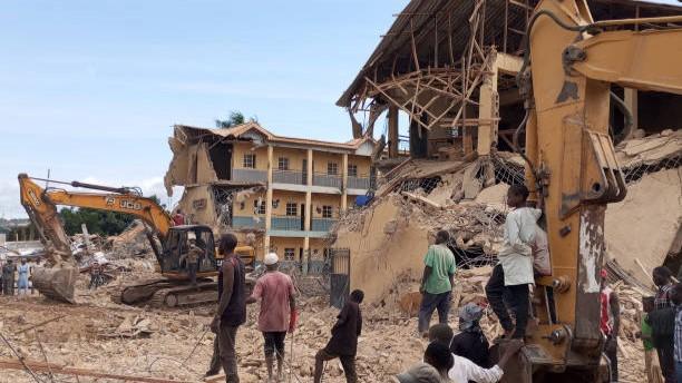 Lagi Serius Belajar, 12 Siswa Tewas Pascainsiden Gedung Sekolah Ambruk