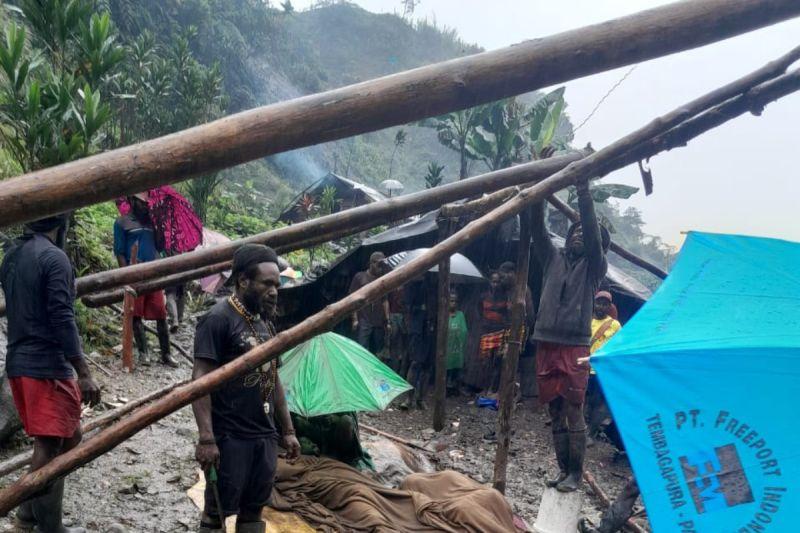 BPBD Mimika Ungkap 7 Orang Meninggal Akibat Longsor di Tembagapura