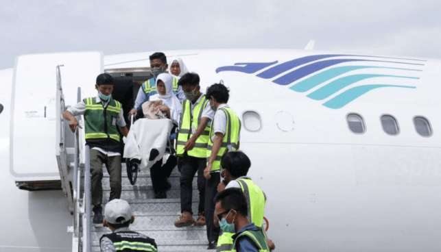 Jemaah Embarkasi Banjarmasin Tiba di Tanah Air: 152 Haji Tapin dan 162 dari Tanah Tumbu