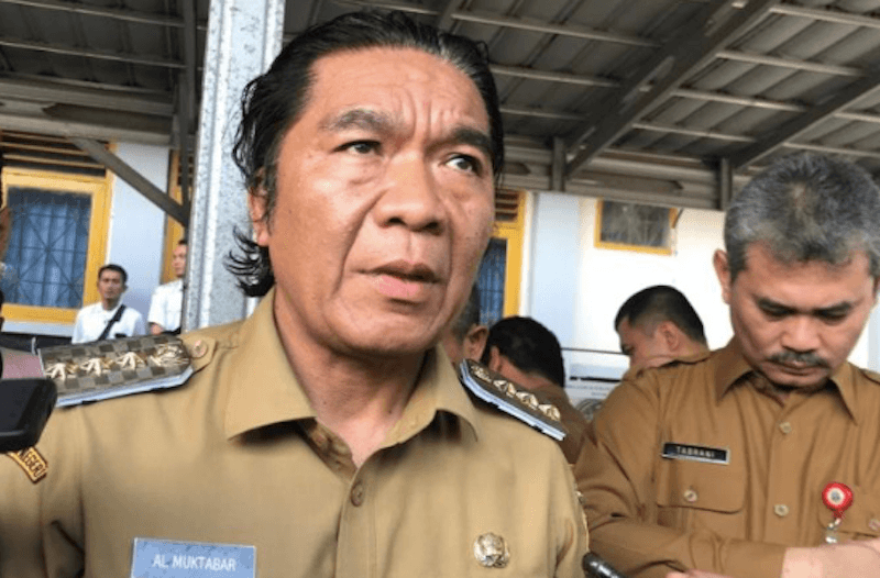 Ini Kata Pj Gubernur Banten soal Disegelnya SMAN 8 Tangsel