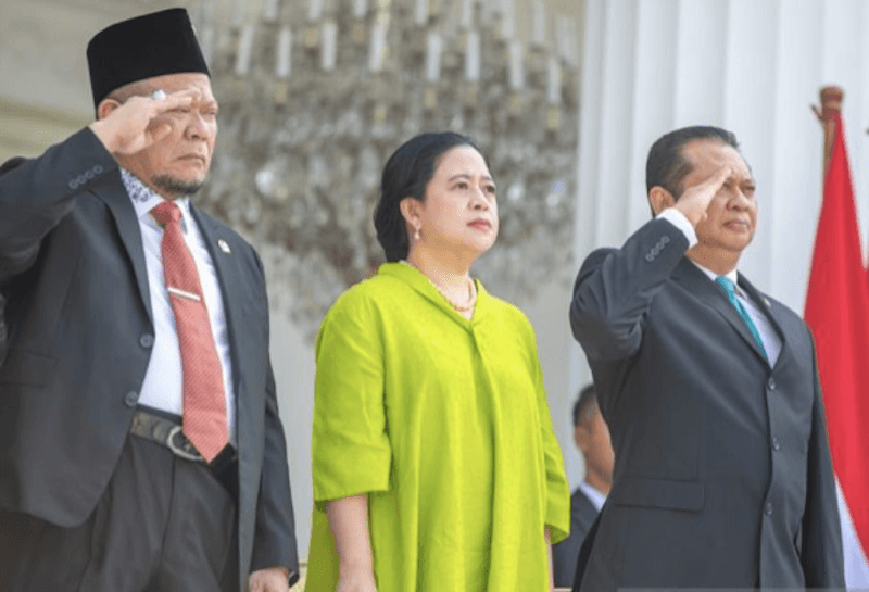 Puan Ingatkan Perwira Muda Cepat Adaptasi dengan Perkembangan Zaman