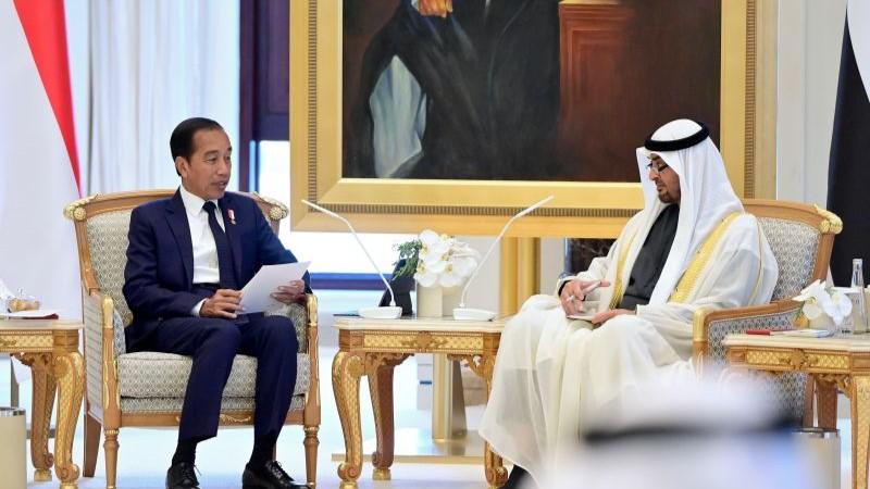 Bertemu MBZ, Presiden Jokowi Bahas Kerja Sama Pembangunan Pusat Keuangan di IKN