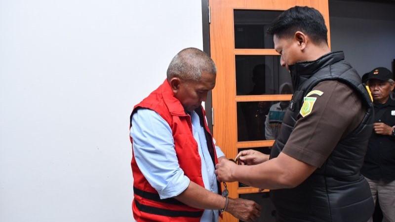 Senpi Milik Eks PJ Bupati Bandung Barat Arsan Latif Diamankan