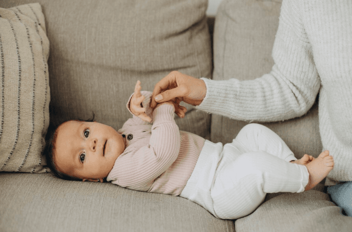 Simak! Begini Tips Pilih Pelembap yang Tepat untuk Bayi Baru Lahir