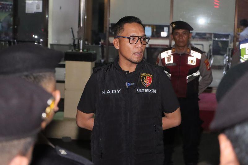 Polisi Larang Warga Jual Miras di Pinggir Jalan