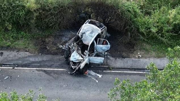 Enam Korban Tewas Termasuk Anak-anak Pascainsiden Tabrakan Maut di Yorkshire Inggris