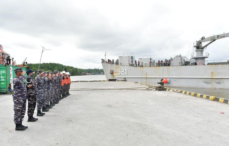 TNI AL Kerahkan KRI dan Patkamla Cari LCT Cita XX yang Hilang di Papua