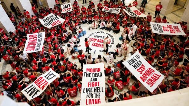 Ratusan Yahudi AS Ogah Tinggalkan Gedung Kongres, Protes Kedatangan Netanyahu